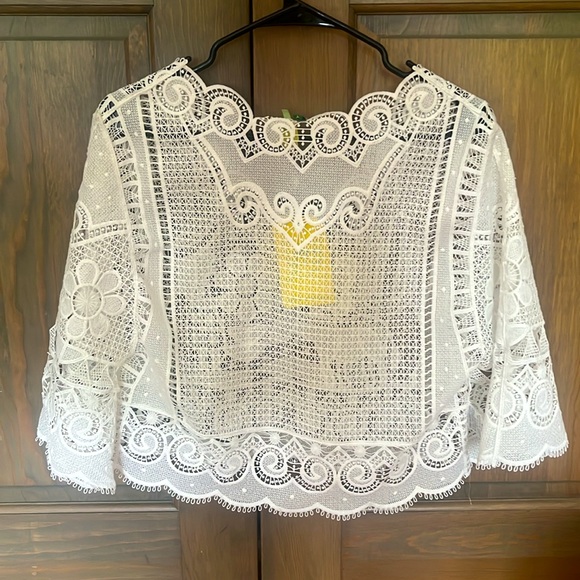 FARM Rio White Guipure Short Sleeve Blouse - Picture 2 of 2